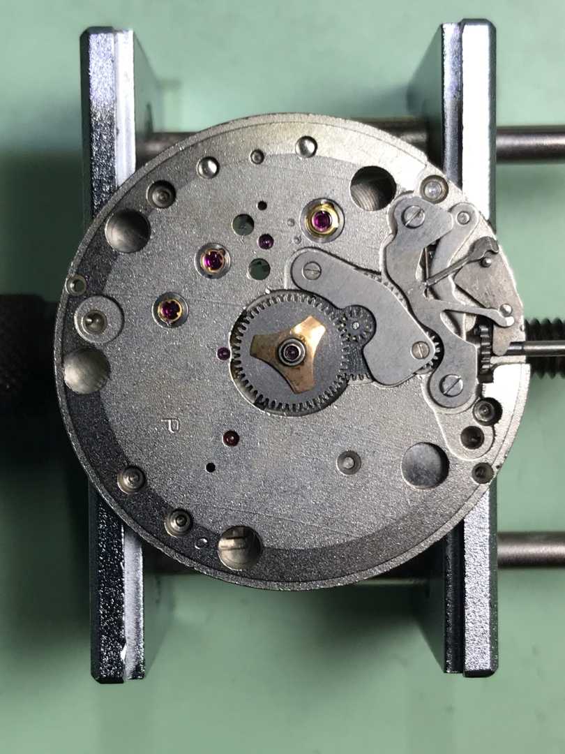 本日のOHは、シチズン ハイライン 23石 手巻き | World Watch Works