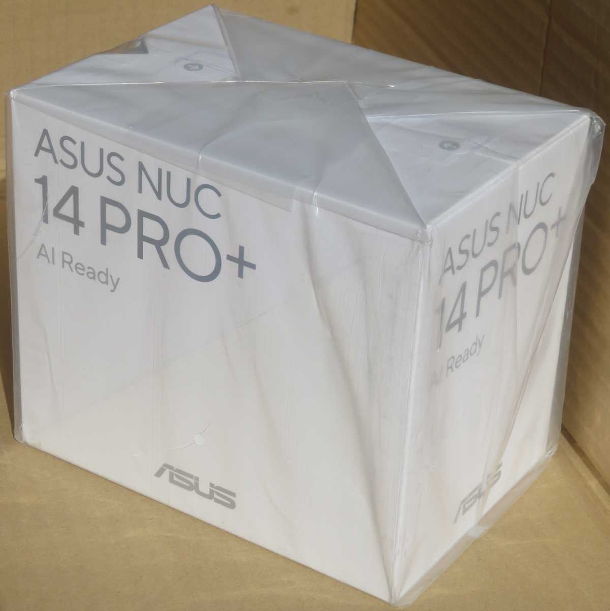 ASUS NUC 14 Pro+ 新品未開封 斜め45度