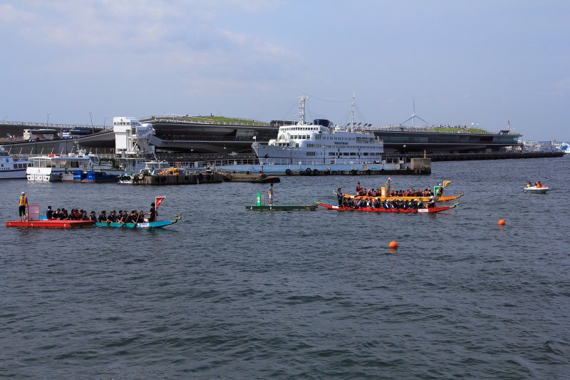 横浜大桟橋_09ドラゴンレース.jpg