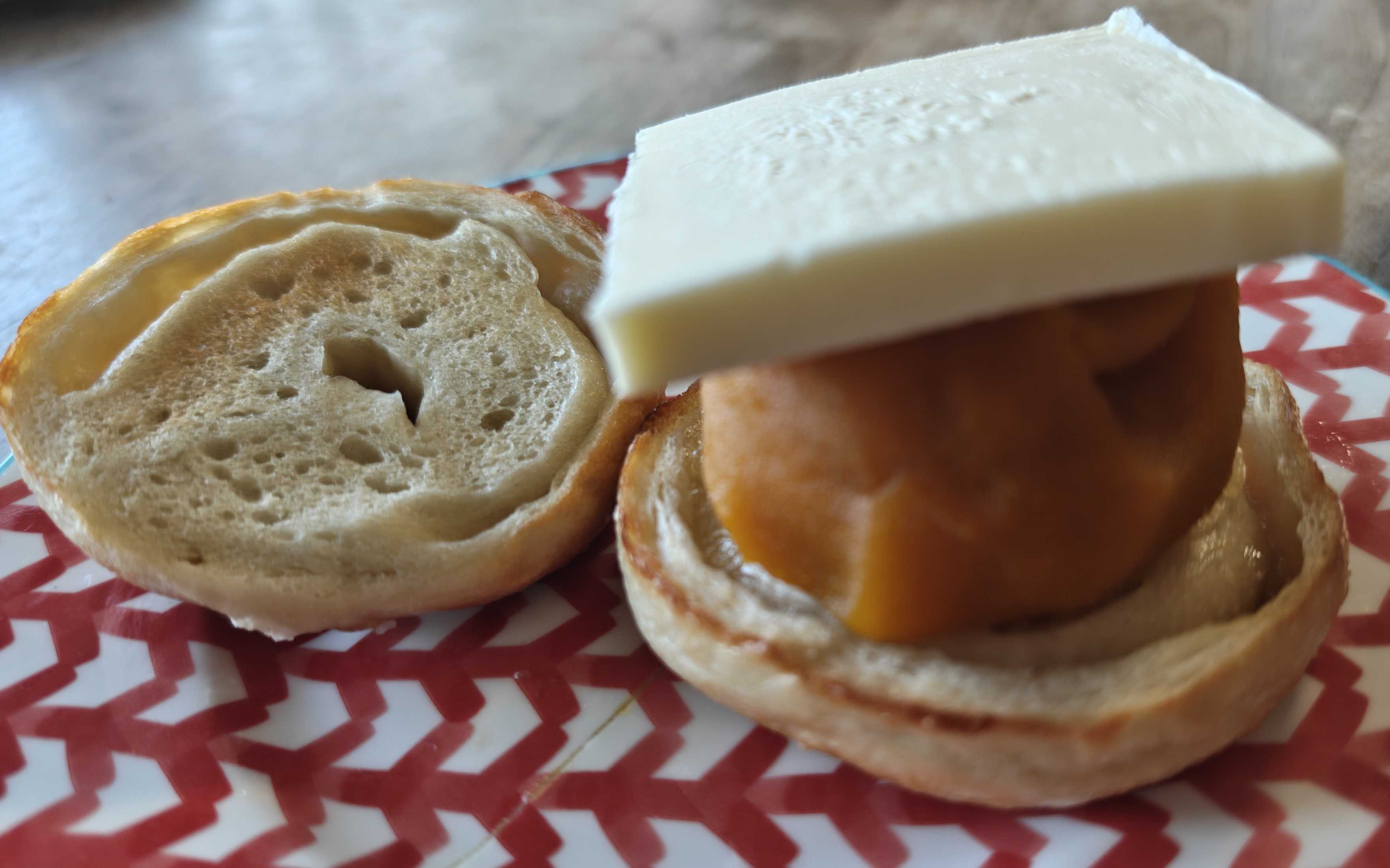 アカシアベーグル(acaciabagel) 通販　Forbidden pumpkin bean paste butter sandwich（禁断のかぼちゃあんバターサンド）
