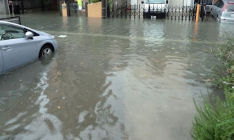 昨年の豪雨では・・愛車が水没