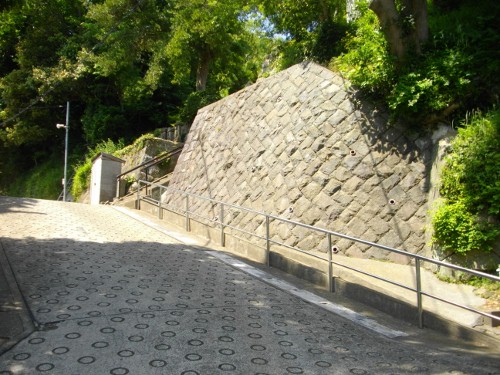 衣笠城大善寺不動井戸 (500x375).jpg