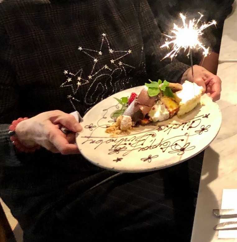 ちーちゃん 妻 ホテルでバースデーランチ プレゼント ピンク色のコート 今日のそらちゃん 簡単男料理 ランチと夕食の写真 旅行レポート 花の写真 楽天ブログ