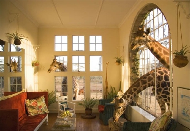 giraffe-manor-nairobi_R.jpg