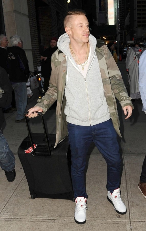 macklemore-wearing-air-jordan-v-570x902.jpeg