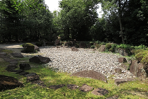 岩崎城03二の丸庭園