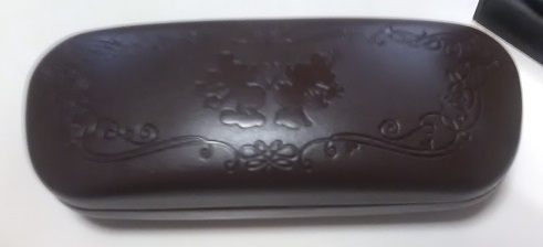 ゾフのディズニーメガネケース1