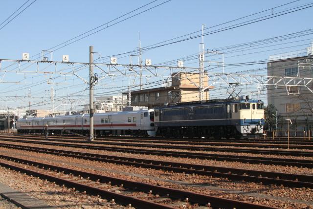 EF65 1103 & DE10 1685牽引 キヤ193系