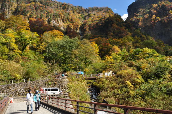 称名滝の紅葉