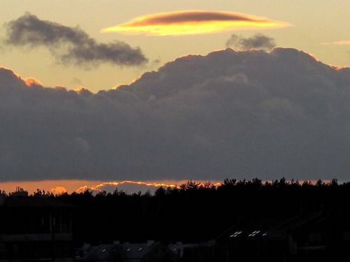 黒雲で夕陽が見えずがっかりしたら… | ポーランドからの写真 - 楽天ブログ