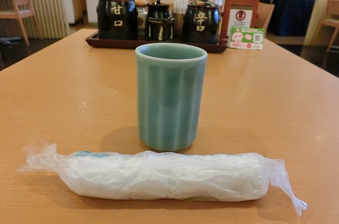 お茶とおしぼり.jpg