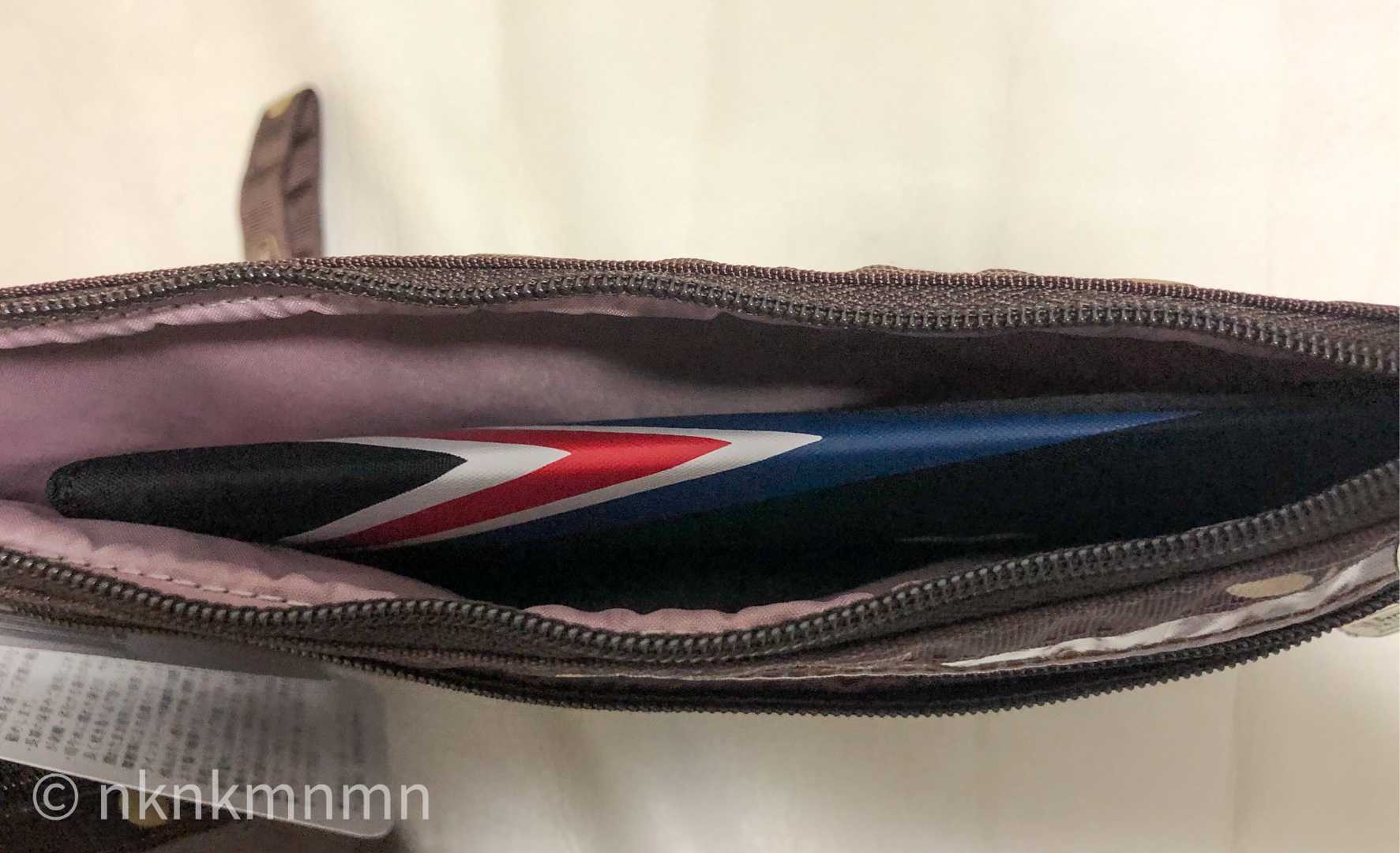 新品未開封　ひとりっぷ　レスポ　3ジップポーチ　カグヤブラック　タグ有り ✨未使用級✨レスポートサック×ひとりっぷ 3zipポーチ カグヤ