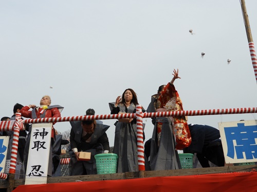 池上本門寺の豆まき