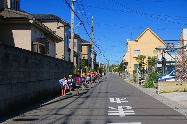 20160512大相模小学校交通安全オジサン０４