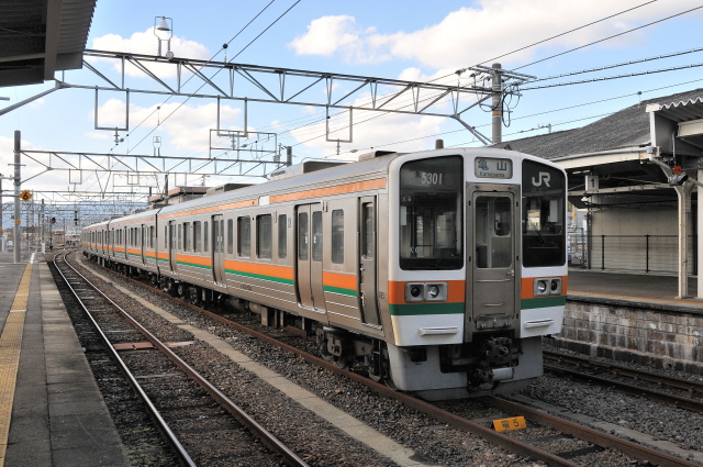 亀山1-8