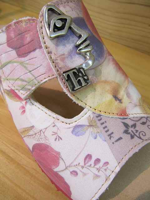 shoes101.jpg