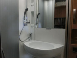 手洗いシャワー