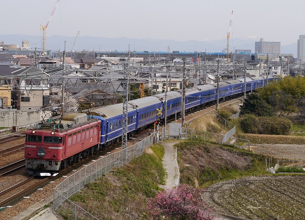 EF81-101 2012.03.16.JPG