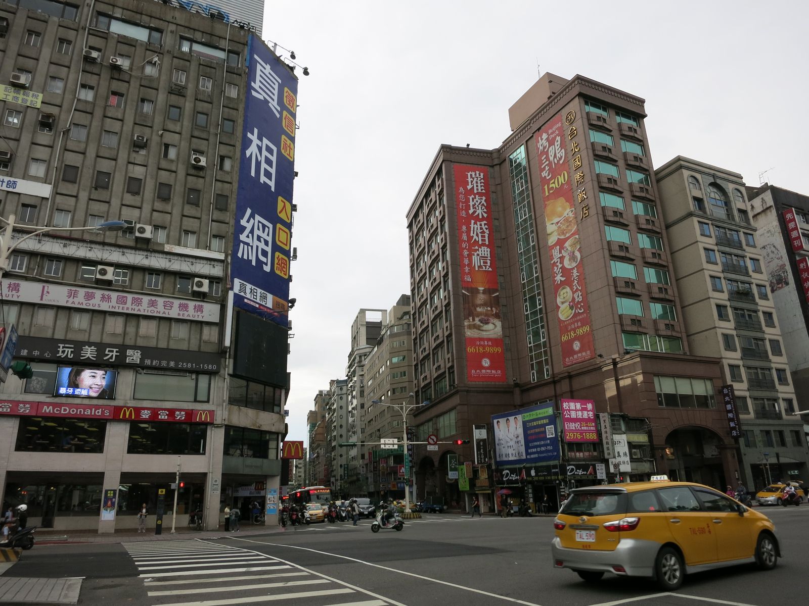 ソース画像を表示