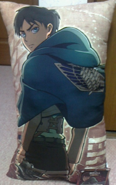 進撃の巨人一番くじA賞エレンクッション