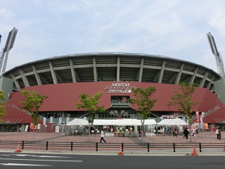 mazda_zoomzoom_stadium_hiroshima.jpg