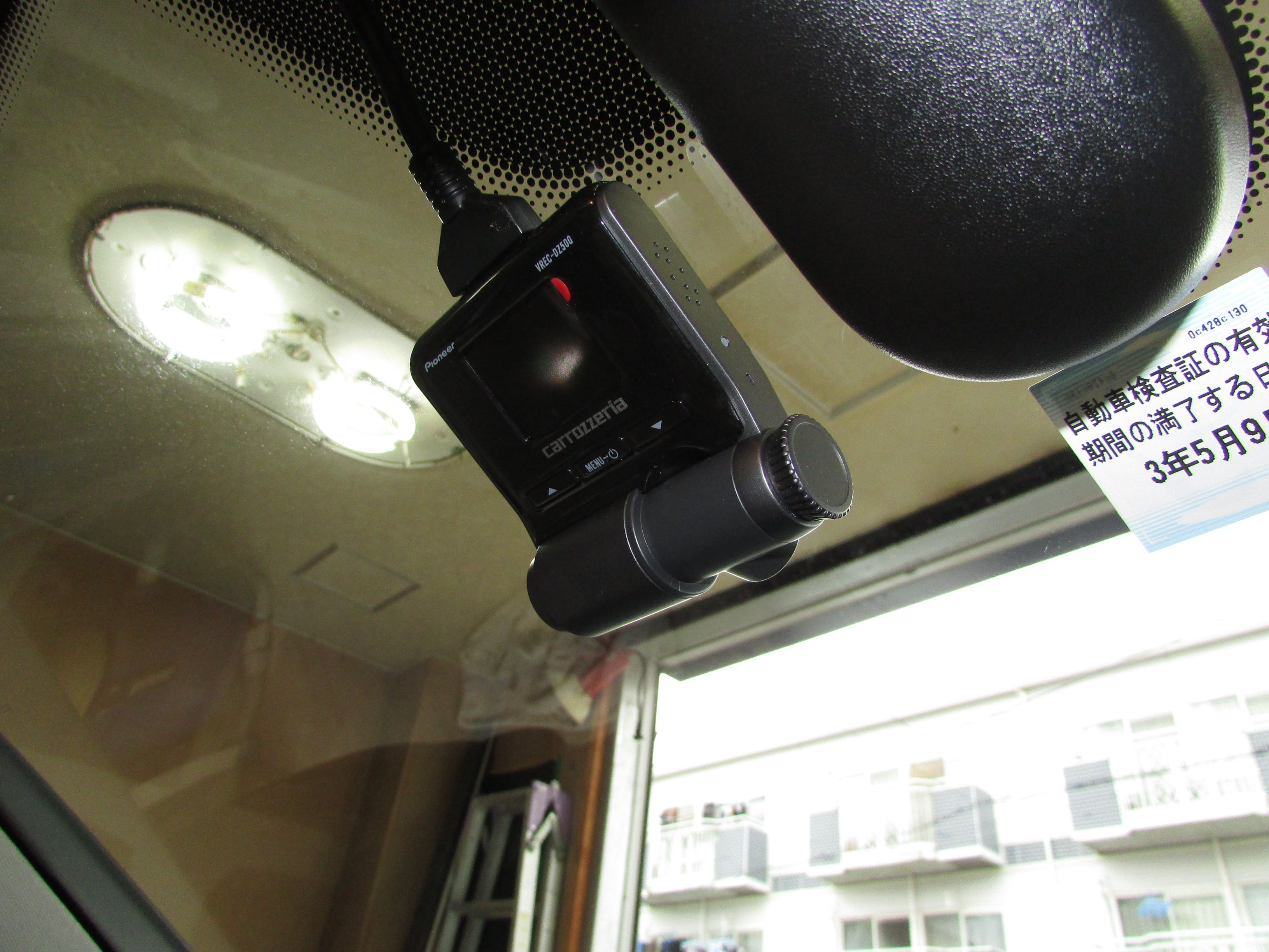 ｂクラスにドライブレコーダー取り付け Vehitech 店長日記 楽天ブログ