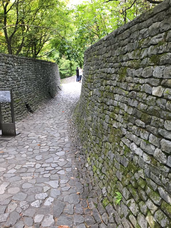 rblog-20181004151436-00.jpg
