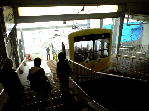No322-003