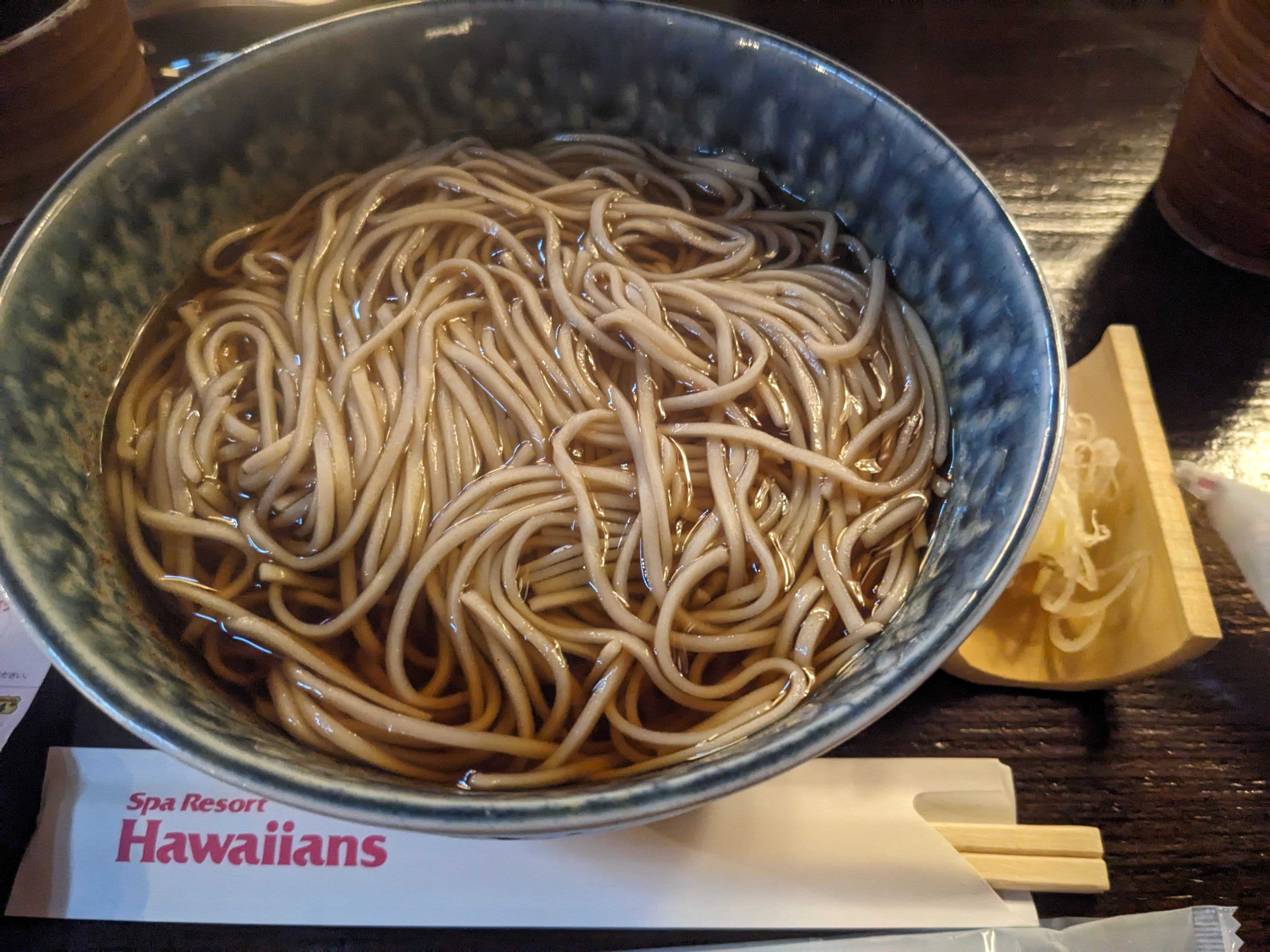 スパリゾートハワイアンズ　そば処与市でランチ　かけそば