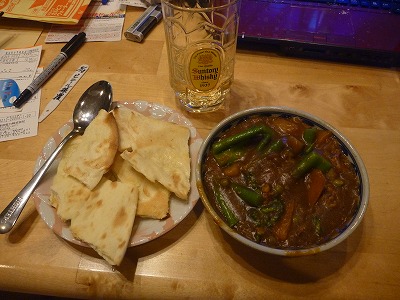 ダルカレー＋茎ブロッコリ。