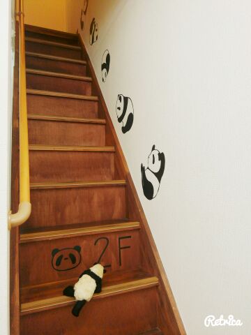 階段にもパンダ