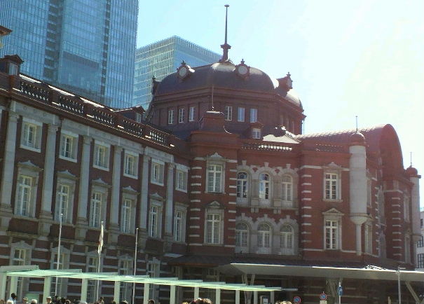 丸の内南口
