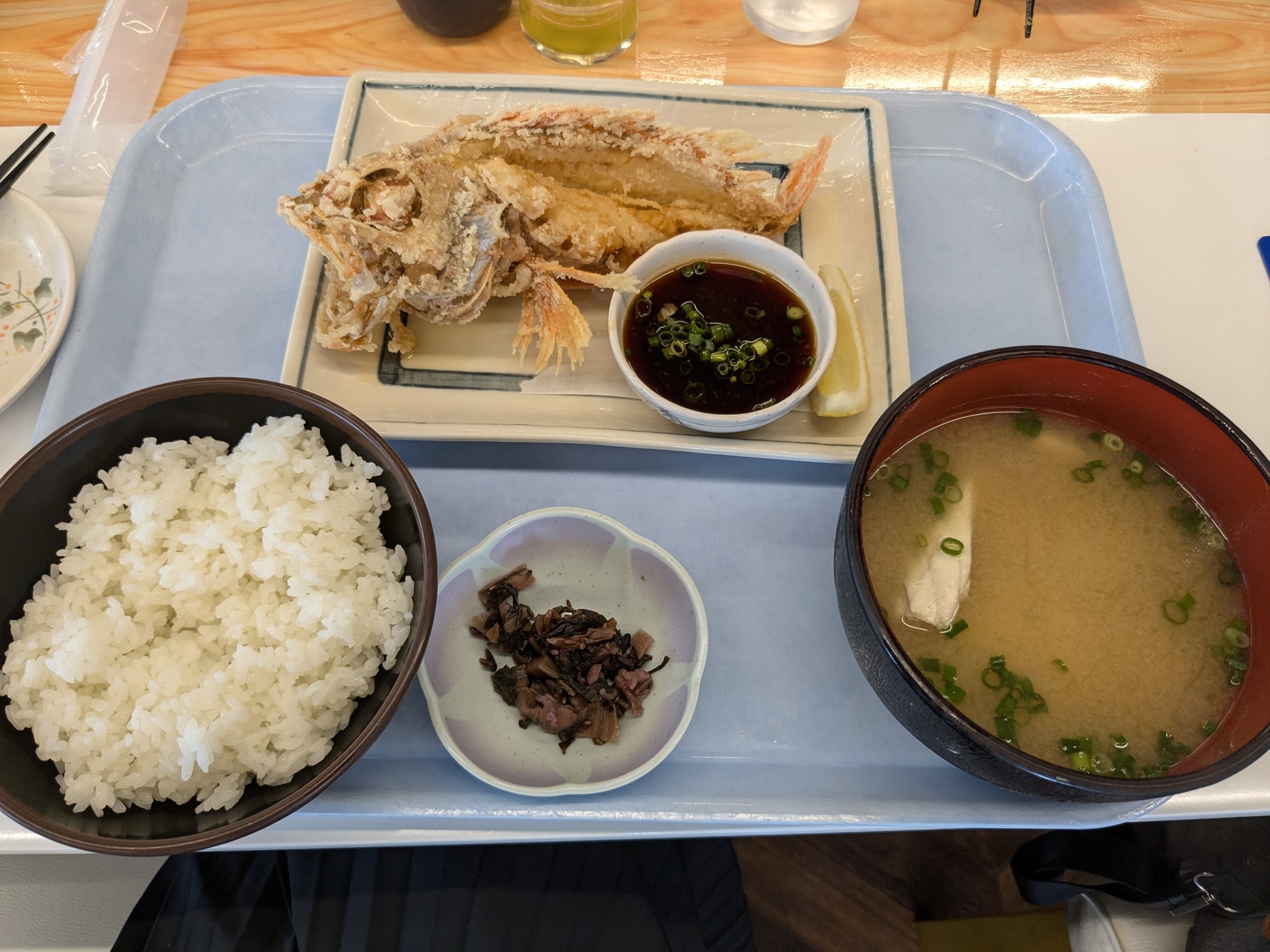 鋸南町　お食事処ばんや　かさごの唐揚げ