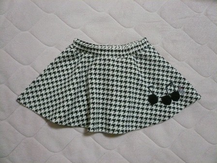 2014KPニットプランナーお洒落な千鳥柄のスカートパンツ黒.JPG