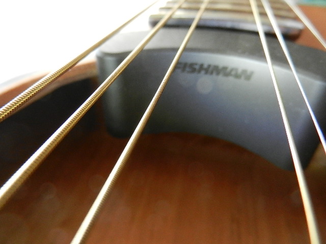 🌸FENDER Highway Series Dreadnought ピックガード取付 | 青春
