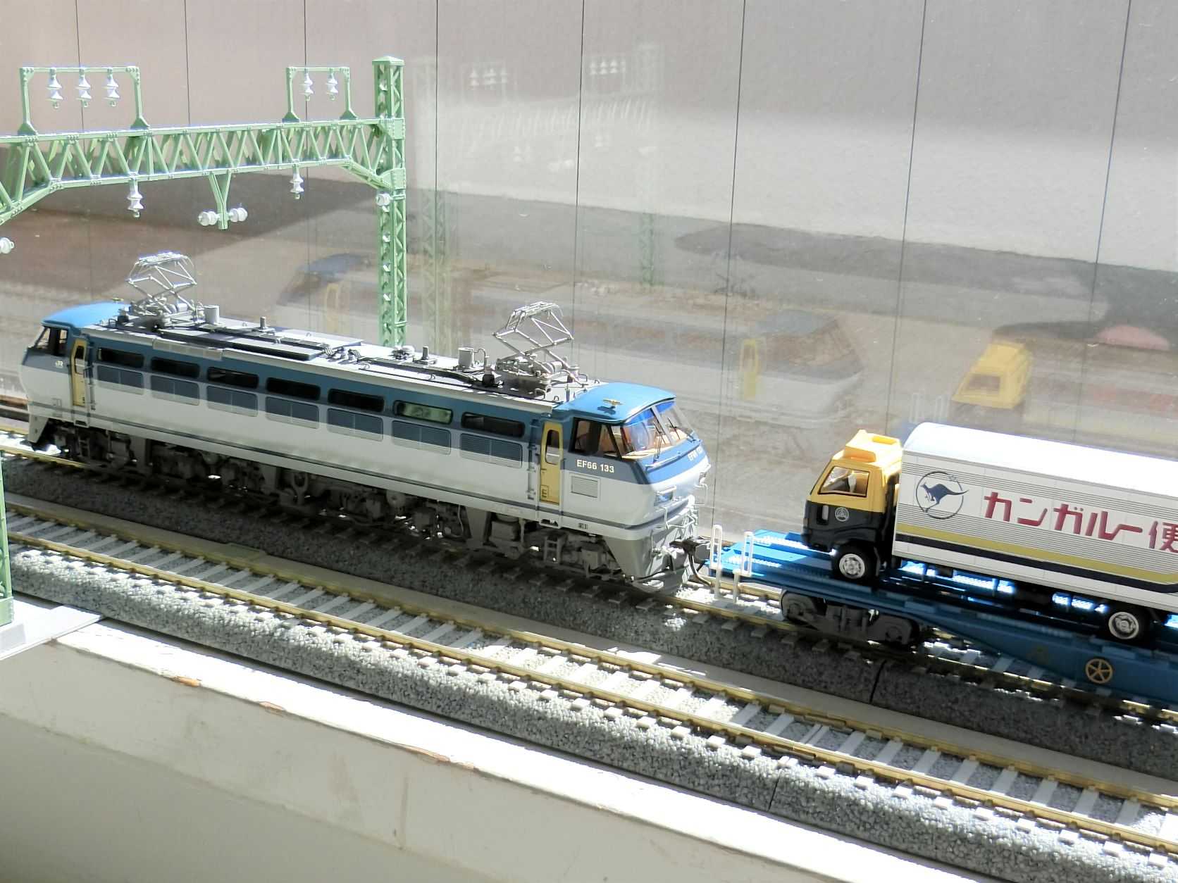 ムサシノモデルのEF66－133号機牽引ク1000形 | HOゲージの
