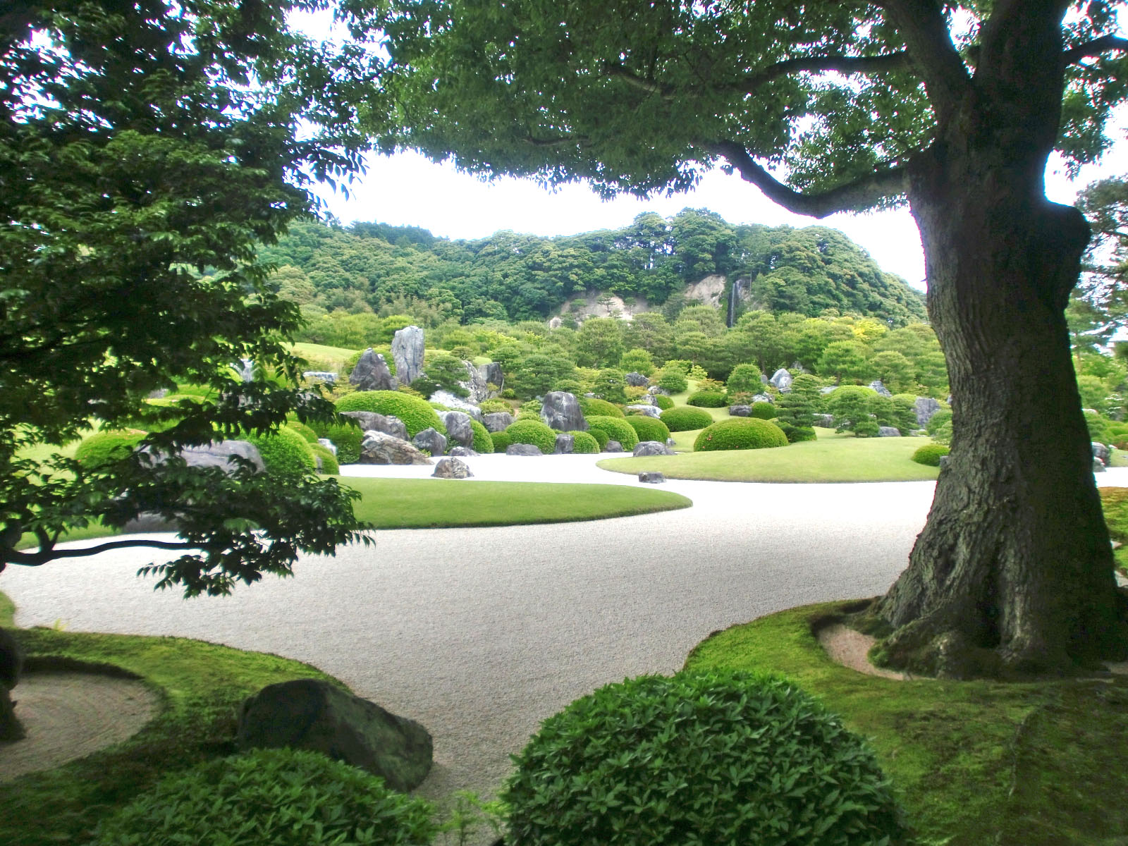 バンブーハウス 沖縄 岡山と山陰 鳥取 島根 の旅 その22 足立美術館 5 14年連続庭園日本一 沖縄ヤンバルの里山 楽天ブログ