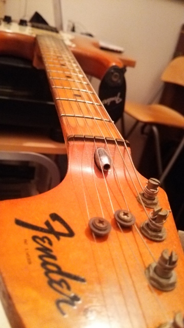 stratocaster2