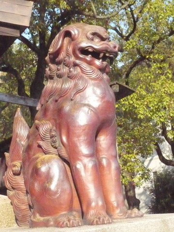 湊川神社。阿形