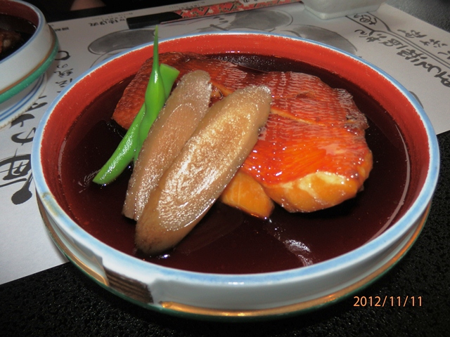 徳造丸　きんめ鯛煮付　PB110216.jpg