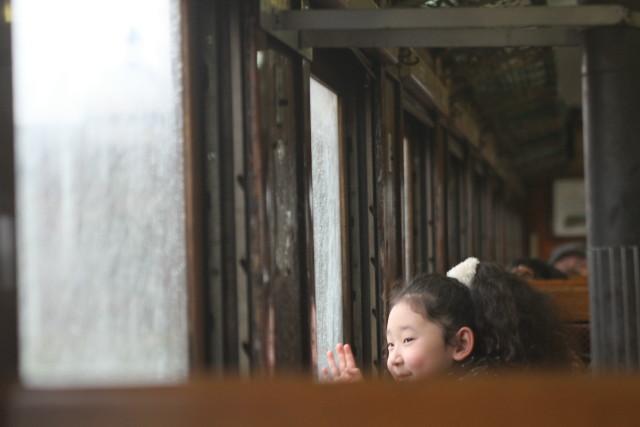 津軽鉄道 雨の ストーブ列車に乗る3