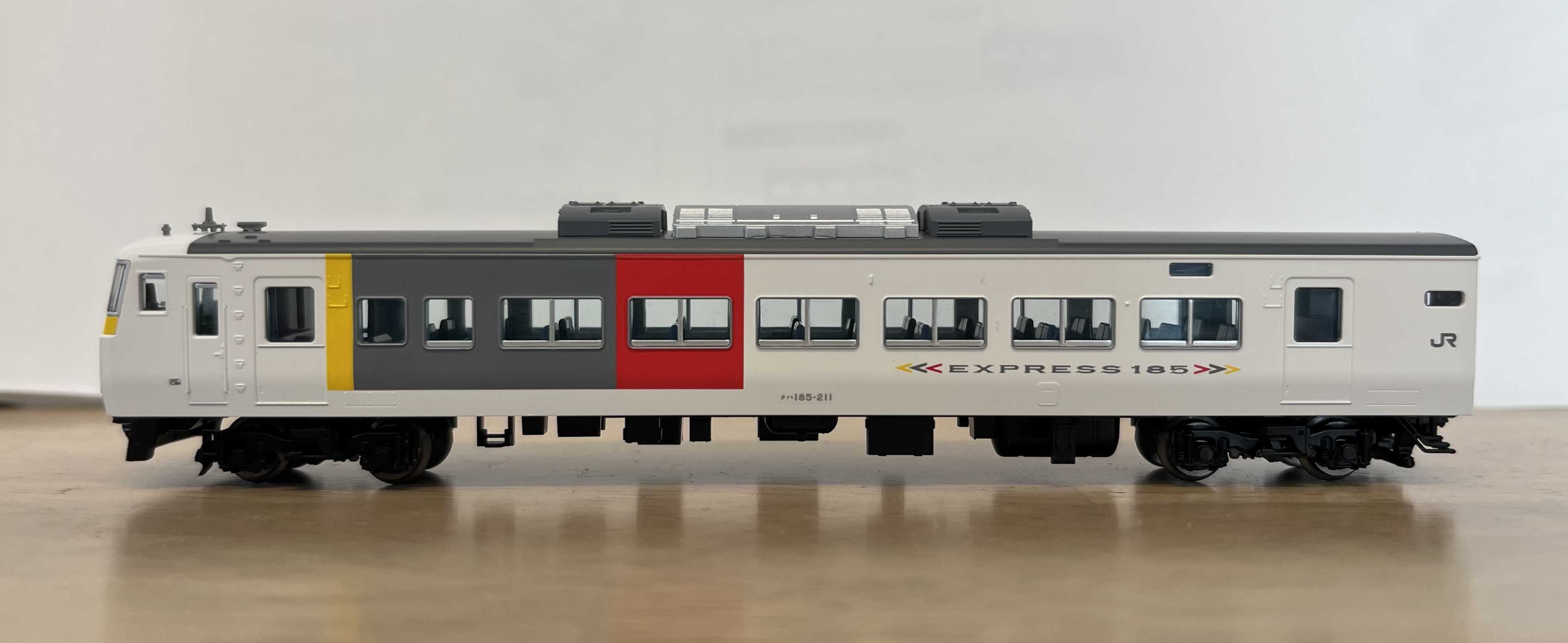 TOMIX 185系200番台エクスプレス 入線 | ロフト鉄道ブログ - 楽天ブログ