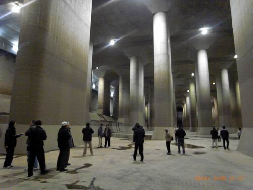 都内地下巨大貯水場