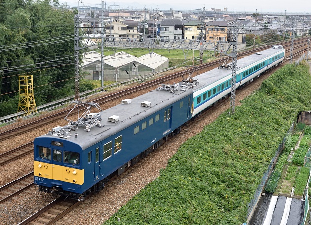 クモヤ145-1007 2014.10.31 6781M.jpg