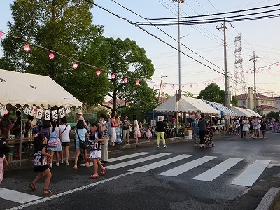 大盛況の夏祭り