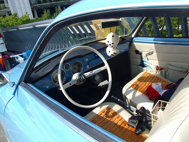 VW運転席.jpg