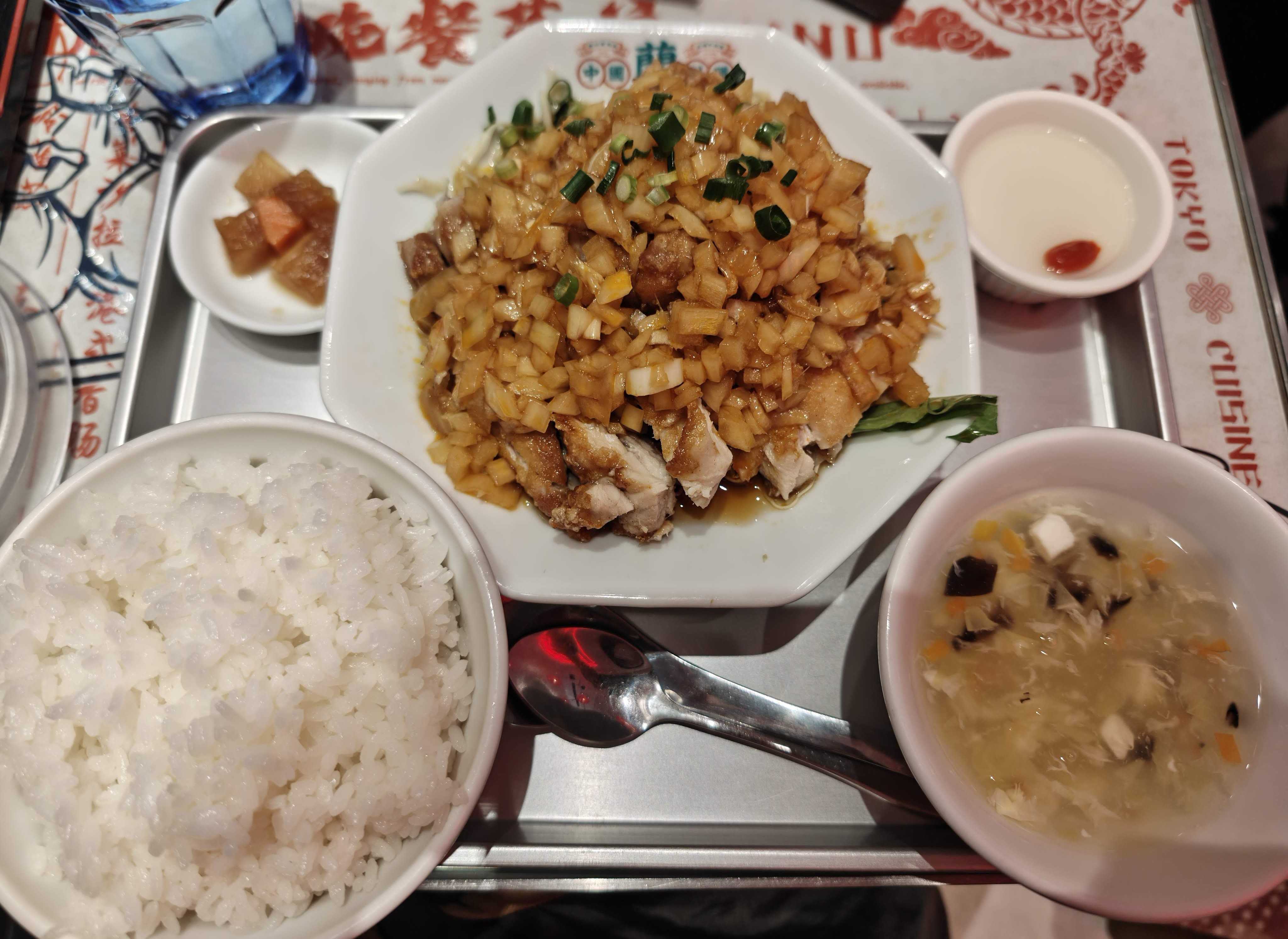 虎ノ門・新橋　ひとりランチ　中國料理 蘭　虎ノ門ヒルズ ビジネスタワー　油淋鶏