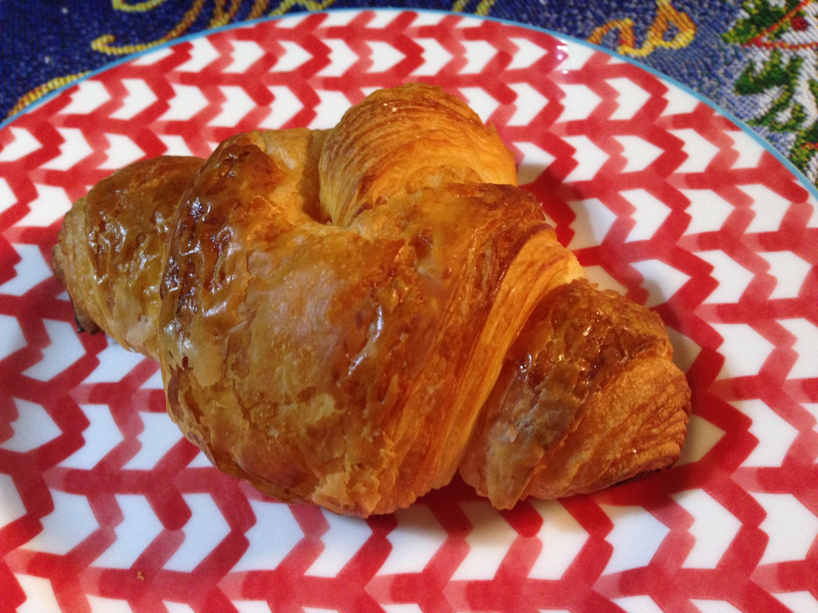 田町駅パン屋ブーランジェリーアラドゥマンド　クロワッサン