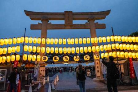 塵倫の神楽面　板付きになります 塵倫の神楽面 板付きになりますΩ