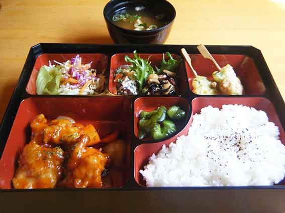 アメリカンステーションの「鶏のチリソース」-1♪